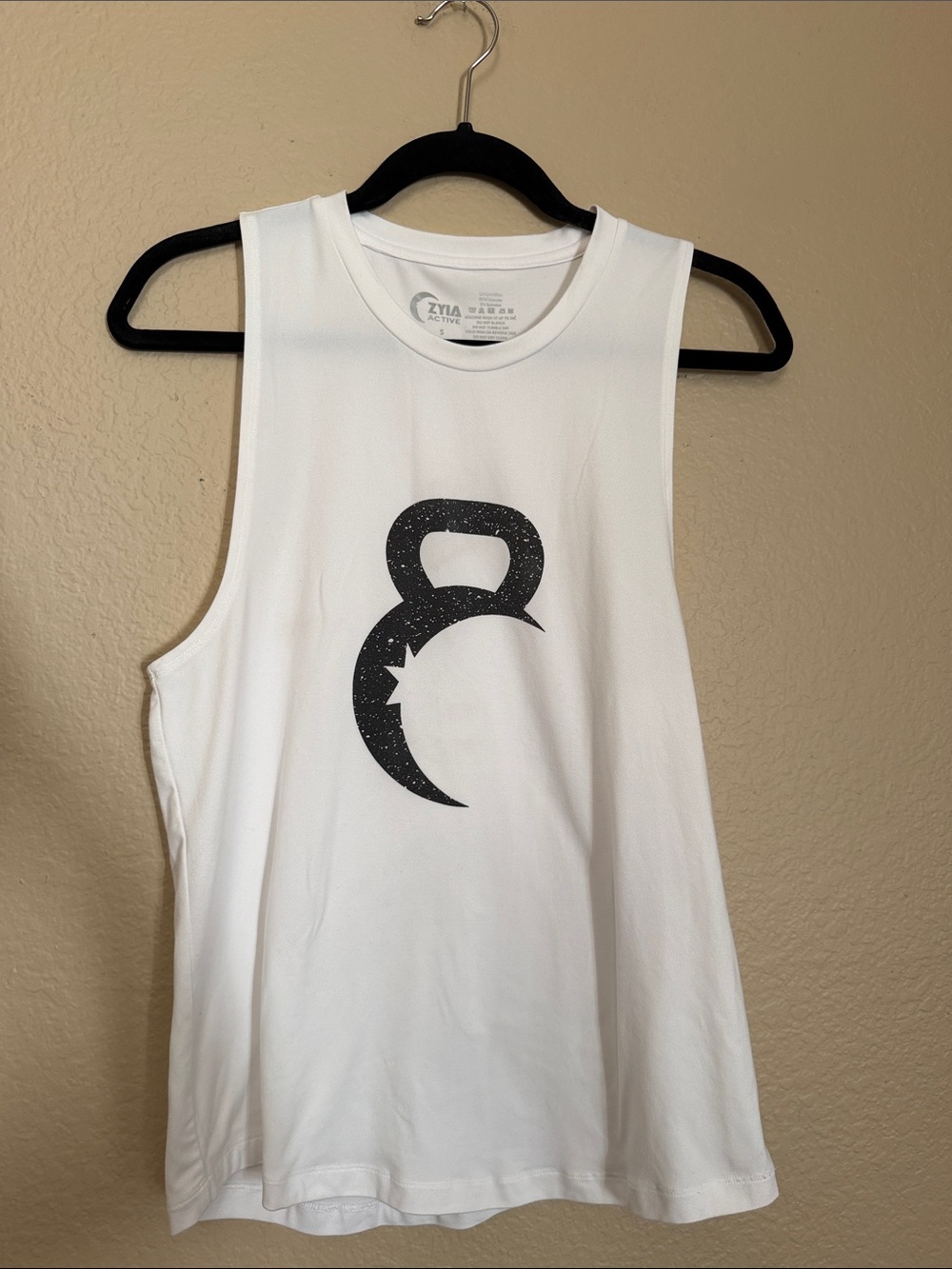 Zyia Active Women’s White Graphic Muscle Tank- Small